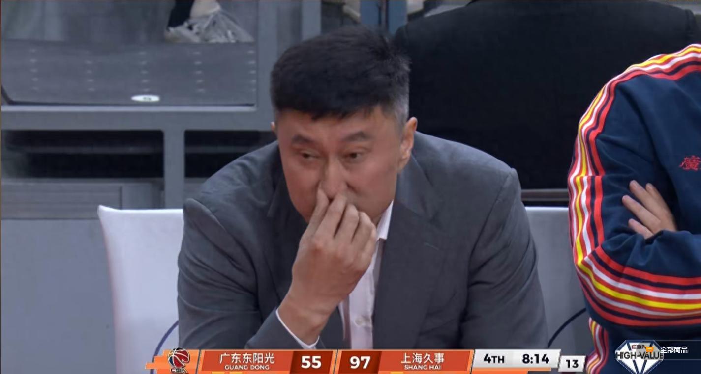 新用户注册送彩金-广东狂输40分揪出祸首！准备不足，信迷一人坑全队，杜锋难辞其咎