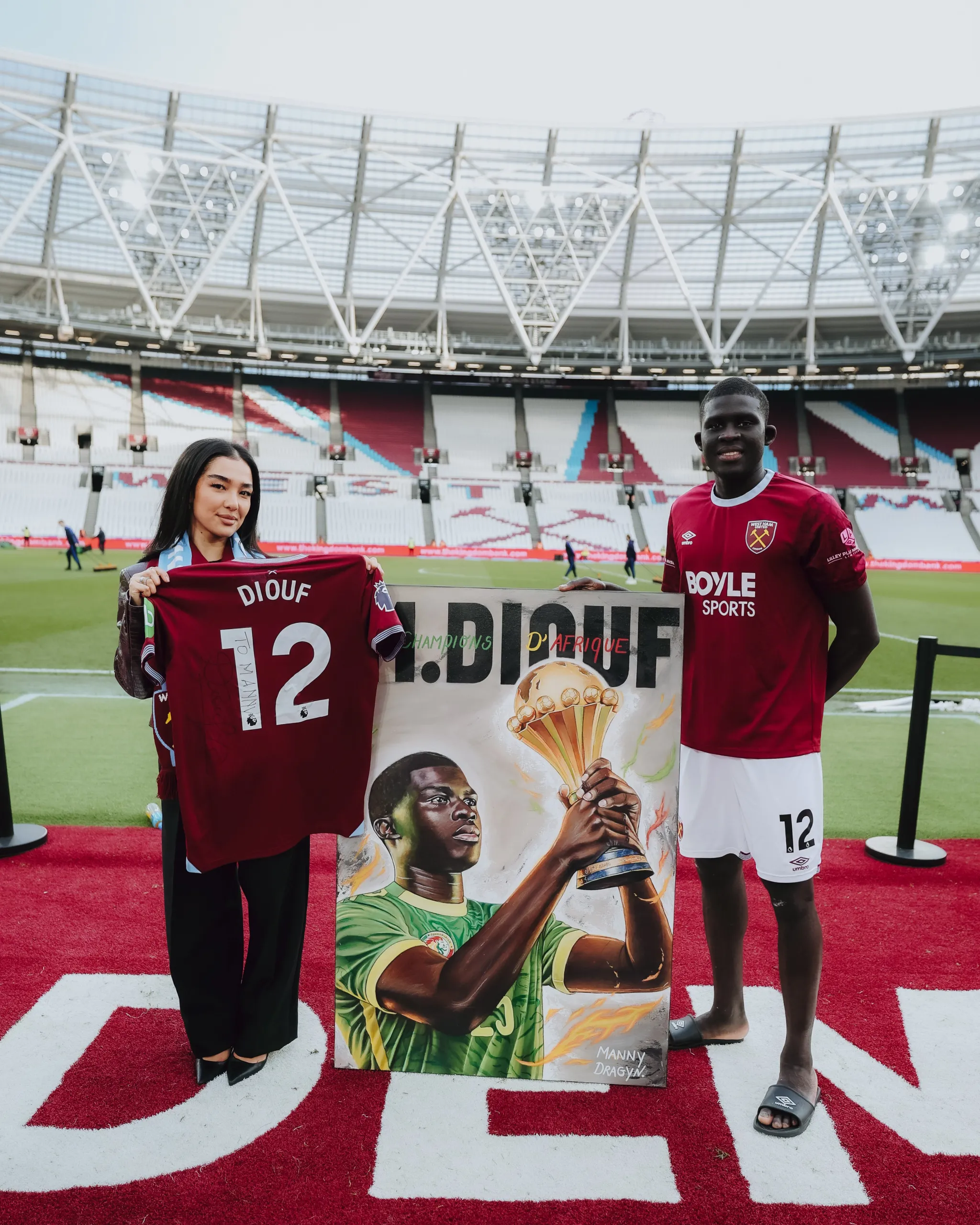 注册送彩金-西汉姆联官方：祝贺后卫迪乌夫获得非洲杯冠军